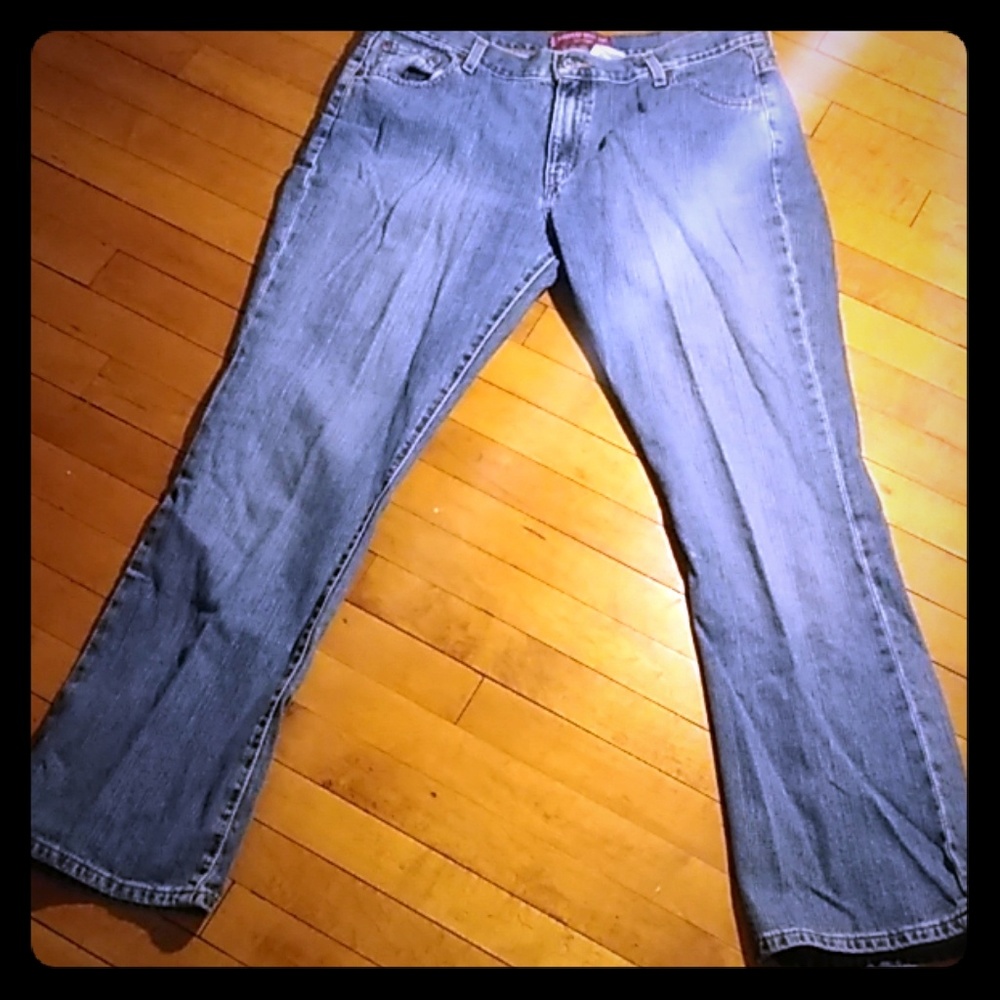 Boot Cut Levis